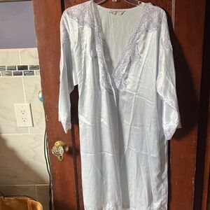 BERT YELIN FOR IRIS VINTAGE SILKY SHORT ROBE S